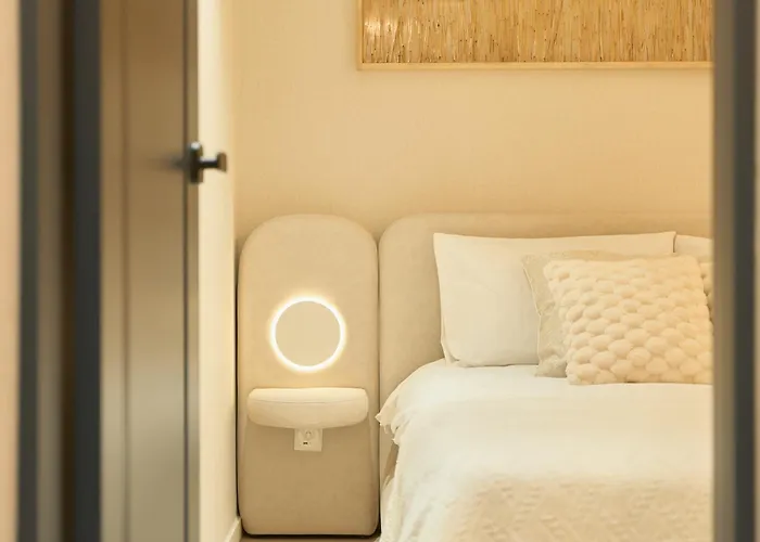 Couette-café Tomi House 4*
